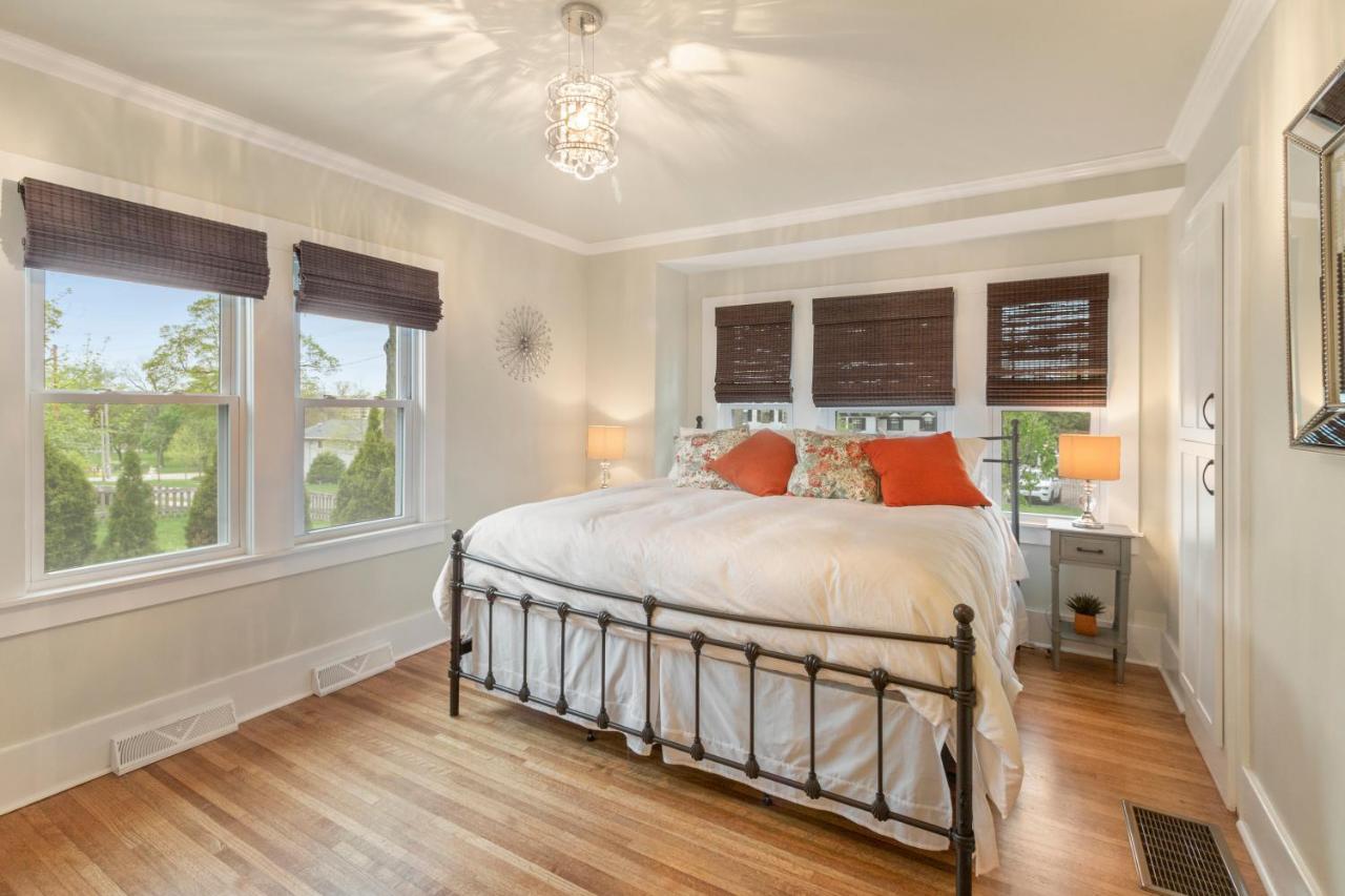 Gorgeous Downtown Bungalow, Walk Everywhere!!! Lake Geneva Ngoại thất bức ảnh
